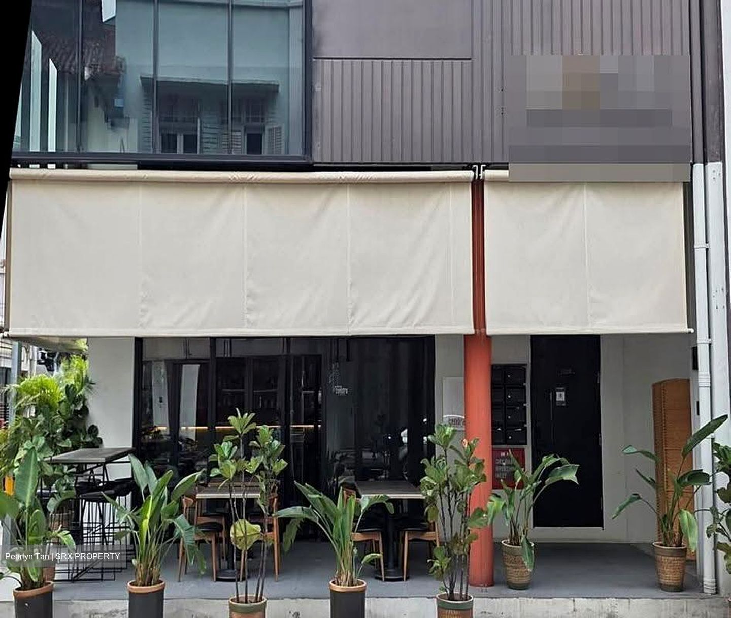 Gemmill Lane (D1), Retail #635859811
